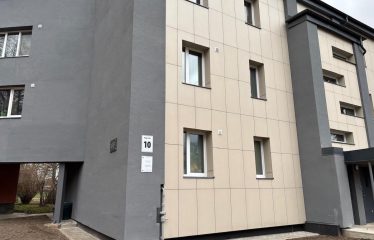 Rīgas iela 10, Carnikava