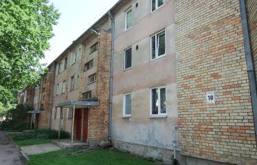 Rīgas iela 10, Carnikava